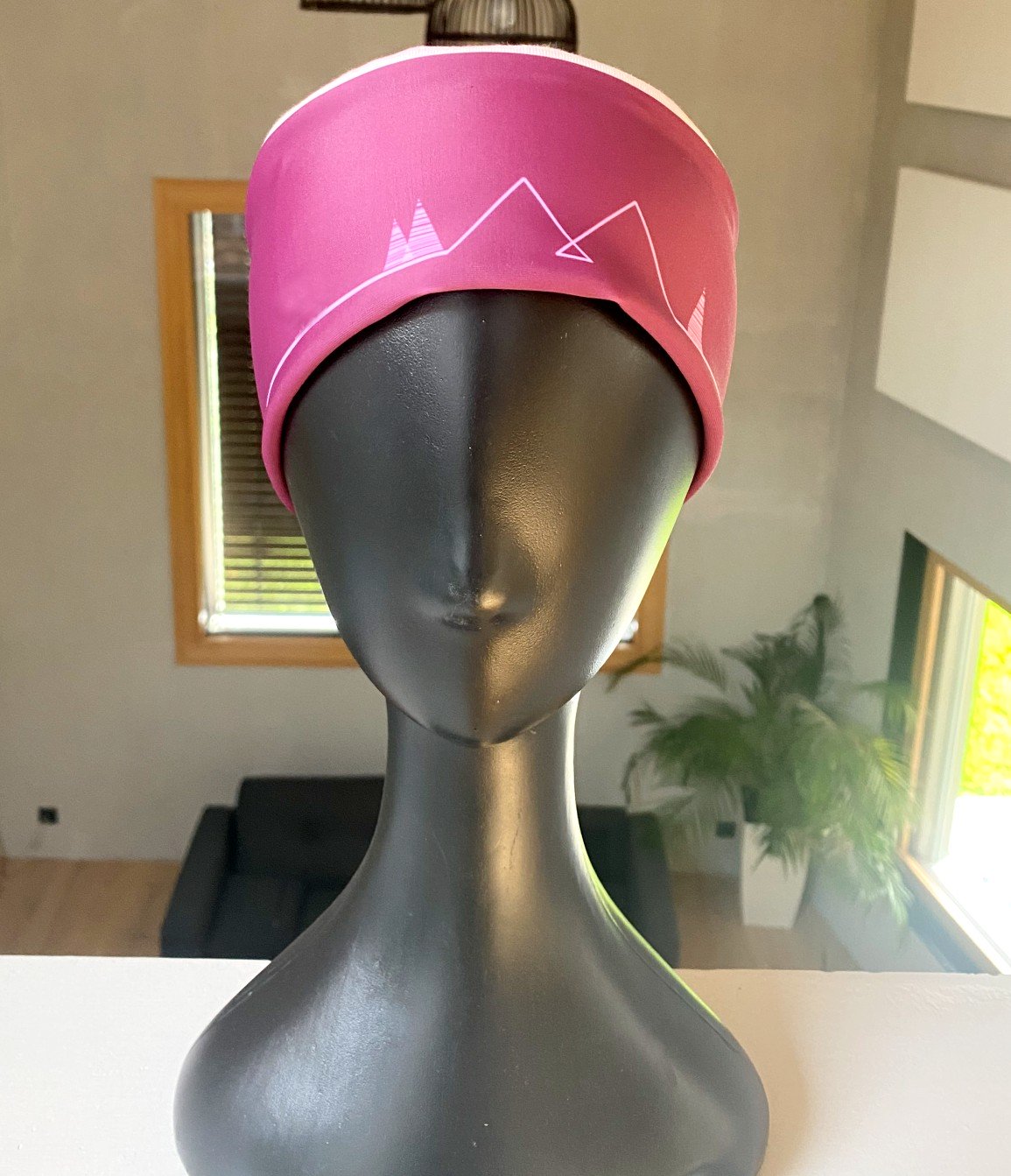 bandeau personnalisé, sapin et montagne, traits, minimalisme rose