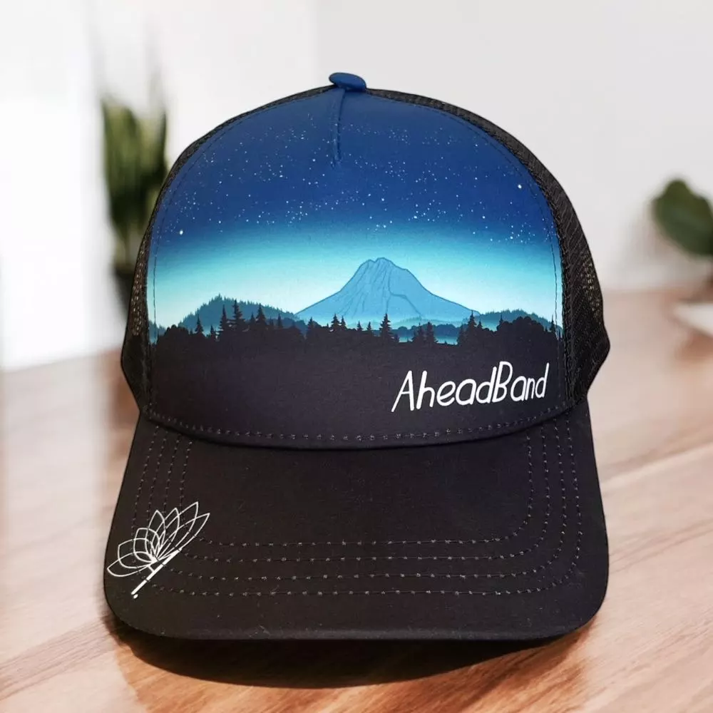 Casquette montagne suisse streetwear, casquette urbaine, look streetwear, création suisse, casquette montagnarde, Diablerets. Chavalard, Dent Blanche, Dents-du-Midi, explore, outdoor, Gastlosen, Muveran, Combin, Pilatus, camping, tente, AHBD, Moléson, casquette Moléson