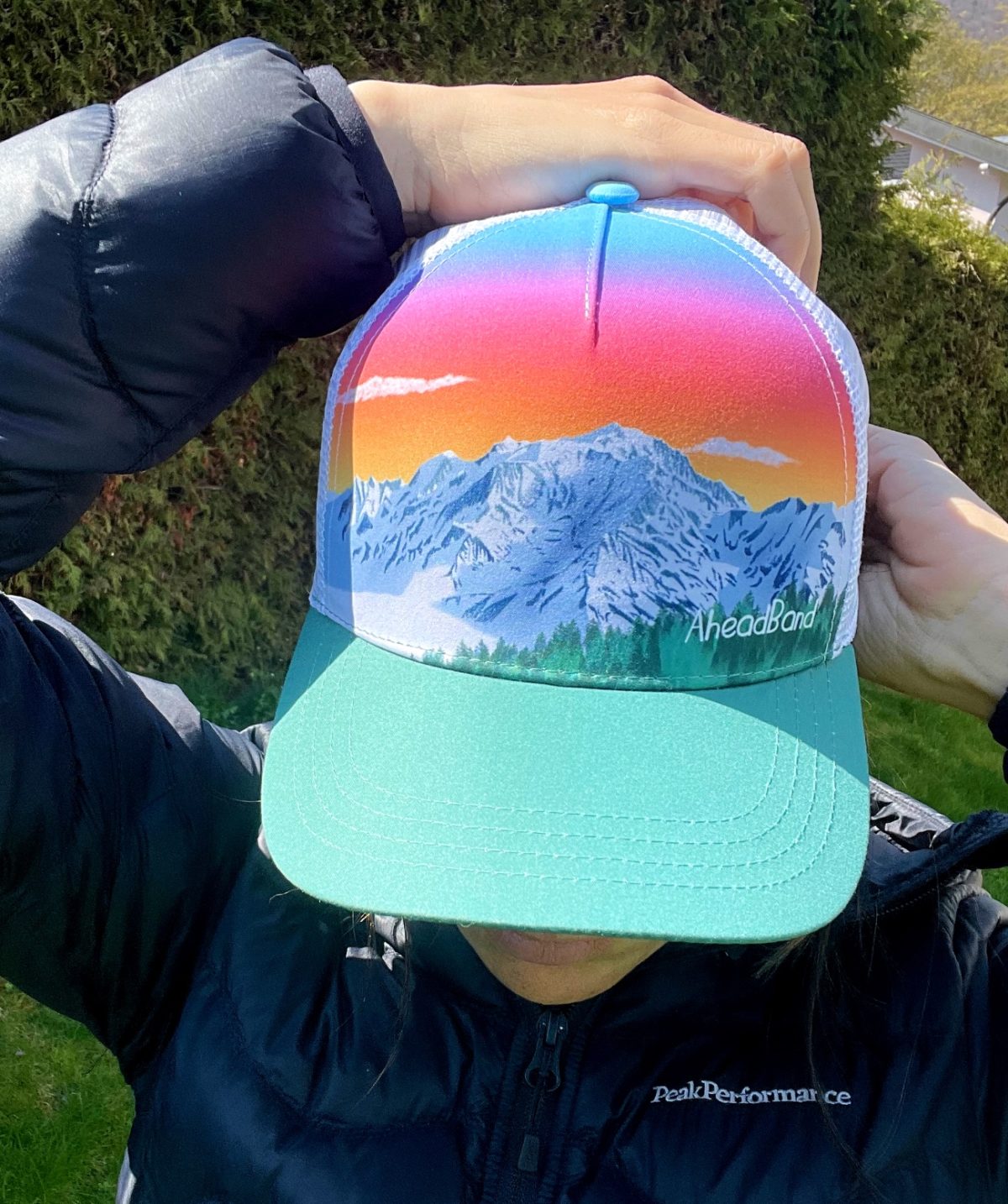 Casquette, montagne suisse, montagne française, création suisse, casquette le Mont Blanc, Haute Savoie, France, casquette Trail , Trail running, sport, marathon