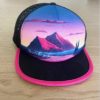 Casquette souple course à pied et sport extérieur, casquette topographie, création suisse, Montagnes rose, création suisse