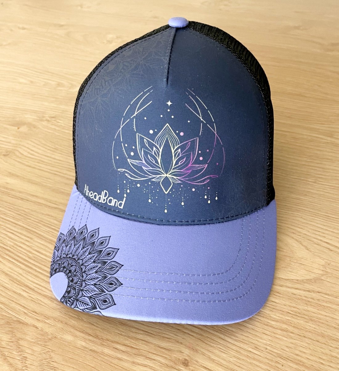 Casquette course à pied et sport extérieur, casquette montagne création suisse, casquette fleur de lotus