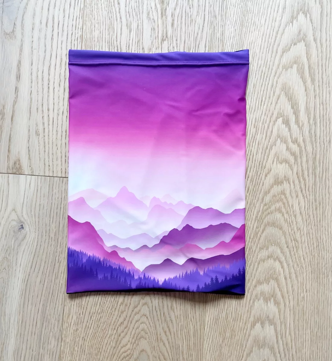 Tour de cou personnalisable, montagne suisse, zèbre, création suisse, pour les activités extérieures et la montagne
