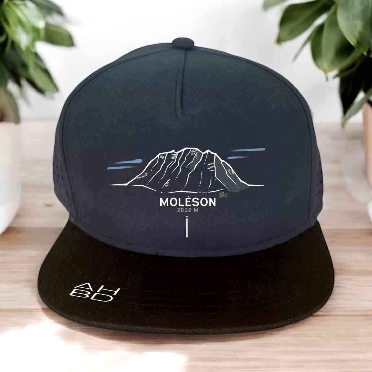 Casquette montagne suisse streetwear, casquette urbaine, look streetwear, création suisse, casquette montagnarde, Diablerets. Chavalard, Dent Blanche, Dents-du-Midi, explore, outdoor, Gastlosen, Muveran, Combin, Pilatus, camping, tente, AHBD, Moléson, casquette bébé