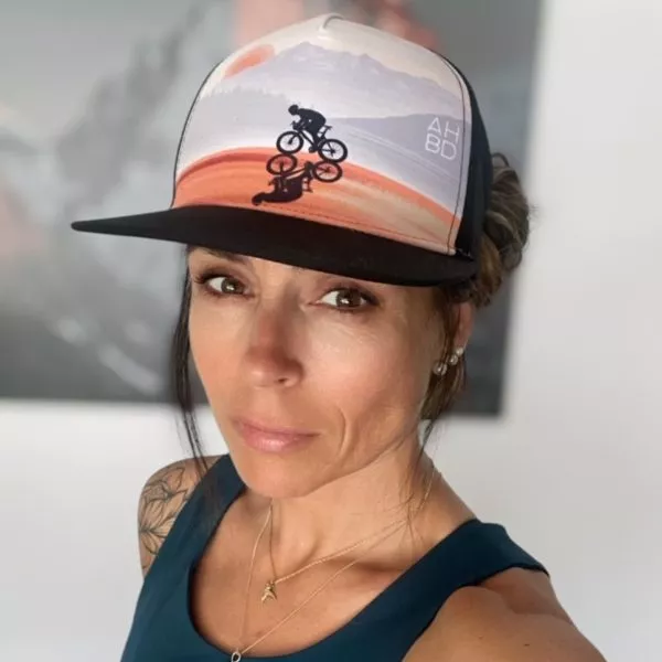 Casquette running Trucker, Inspirés par la nature, montagne, création suisse, Le Cervin noir et blanc, montagne suisse, Casquette montagne Catogne, Dent blanche