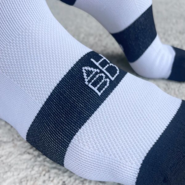 chaussettes de course à pied, chaussettes de vélo, chaussettes de running, montagne suisse, accessoires montagne, running socks, cycling socks