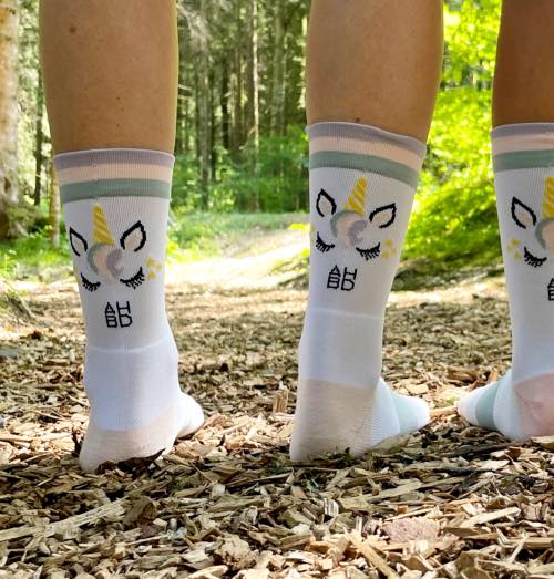 chaussettes de course à pied, chaussettes de sport chaussettes de vélo, chaussettes de running, montagne suisse, accessoires montagne, running socks, cycling socks