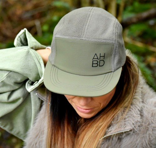 Casquette running Trucker, Inspirés par la nature, montagne, création suisse, Le Cervin noir et blanc, montagne suisse, Casquette montagne Catogne, Dent blanche, Dents-du-Midi, casquette polaire, casquette camper
