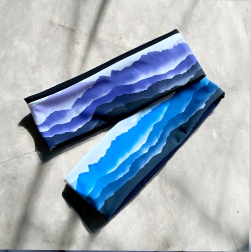 Bandeau montagnard, bandeau suisse, bandeau sport, bandana sport, bandeau personnalisable, montagne suisse, biche et faon, bandeau montagne suisse, bandeau sport montagne, bandeau sport suisse, bandeau trail, bandeau ski, bandeau fabriqués en suisse